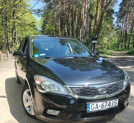 Kia Ceed cena 19900 przebieg: 128000, rok produkcji 2009 z Gdynia małe 191